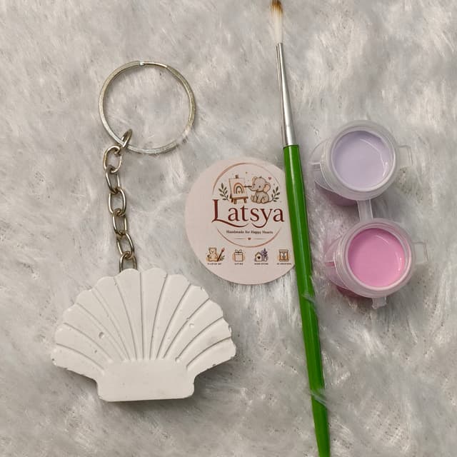 DIY PAINTING KEYCHAIN